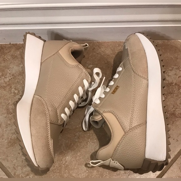 DKNY Nala Leather & Suede Tan/White Sneakers - Size 7M - Picture 5 of 15